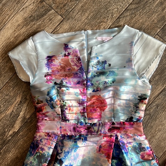 True violet floral dress - Picture 2 of 13